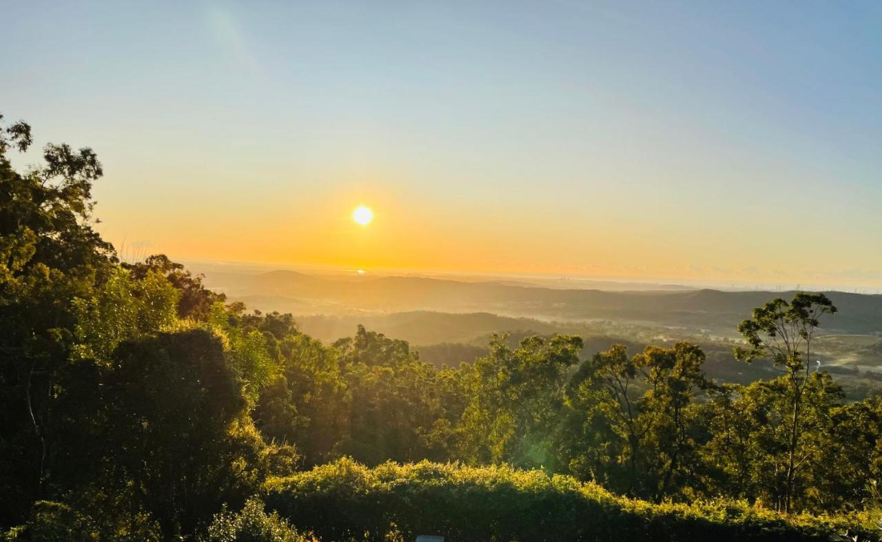 ホテル The Hillside Retreat タンボリーン・マウンテン エクステリア 写真